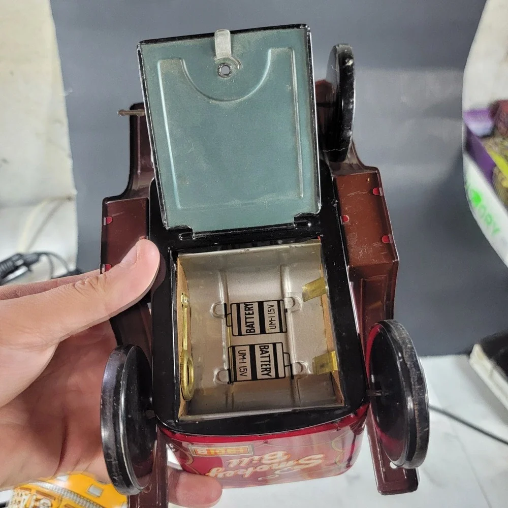 SMOKEY BILL ON OLD FASHION CAR TIN BATTERY TOY JAPAN 1960s